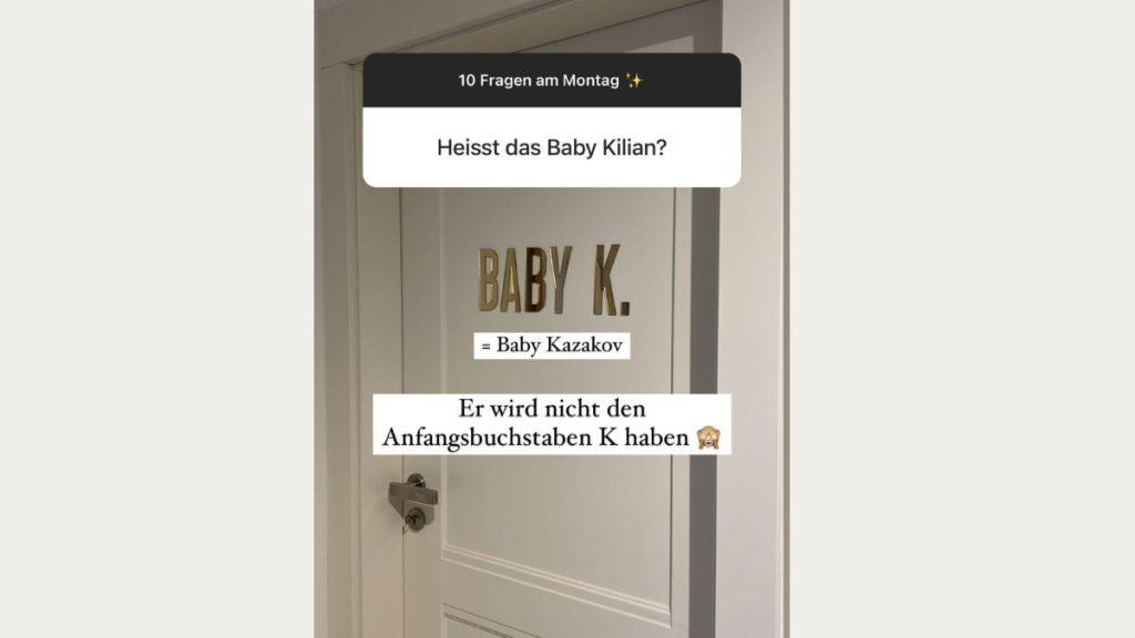 Die Tür zum Kinderzimmer von Dagi Bees Baby