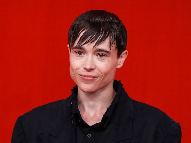 Elliot Page bei der Balenciaga Womenswear Spring/Summer 2022 Show in Paris, am 2. Oktober 2021