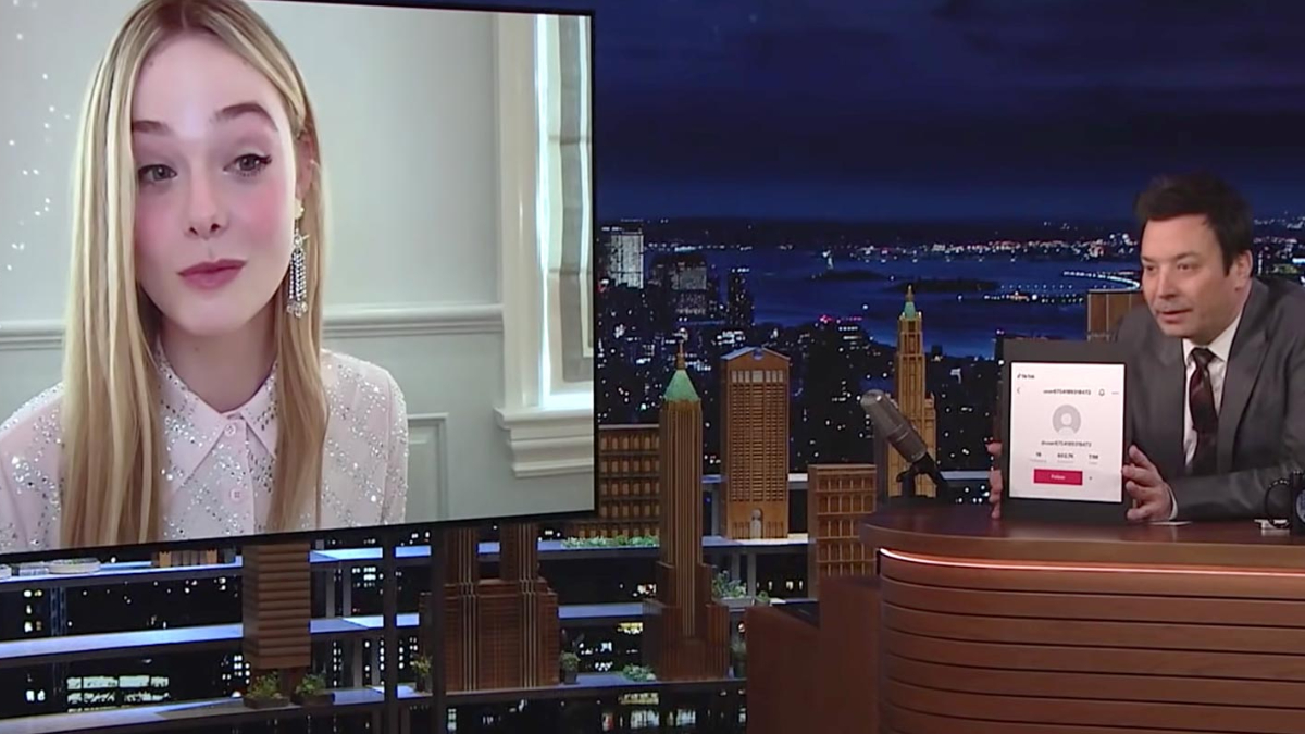 Elle Fanning: TikTok-Talk bei Jimmy Fallon